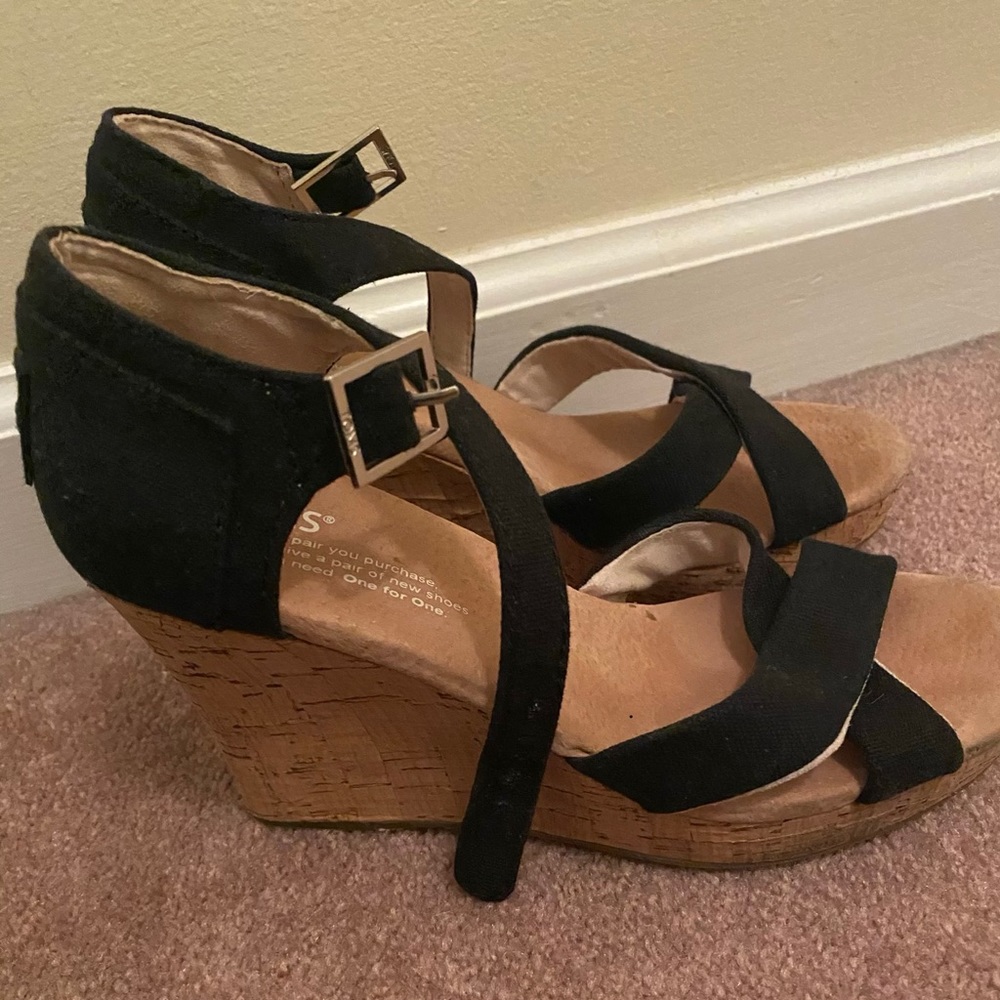 Toms Wedge Sandal